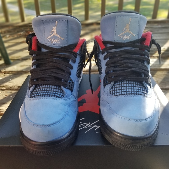 Jordan Retro 4 - Picture 2 of 7